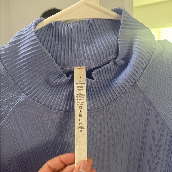 NWOT LULULEMON Rest Less Mock Neck Long Sleeve- Hydrangea Blue - Picture 4 of 5